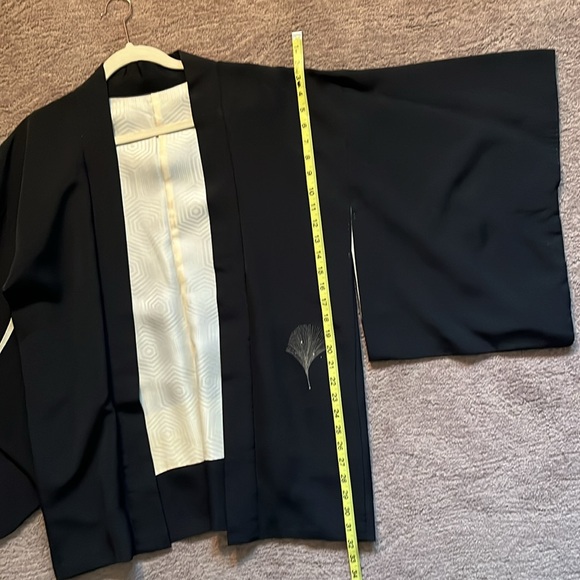 Custom-made Silk Kimono-style Jacket - Picture 7 of 8